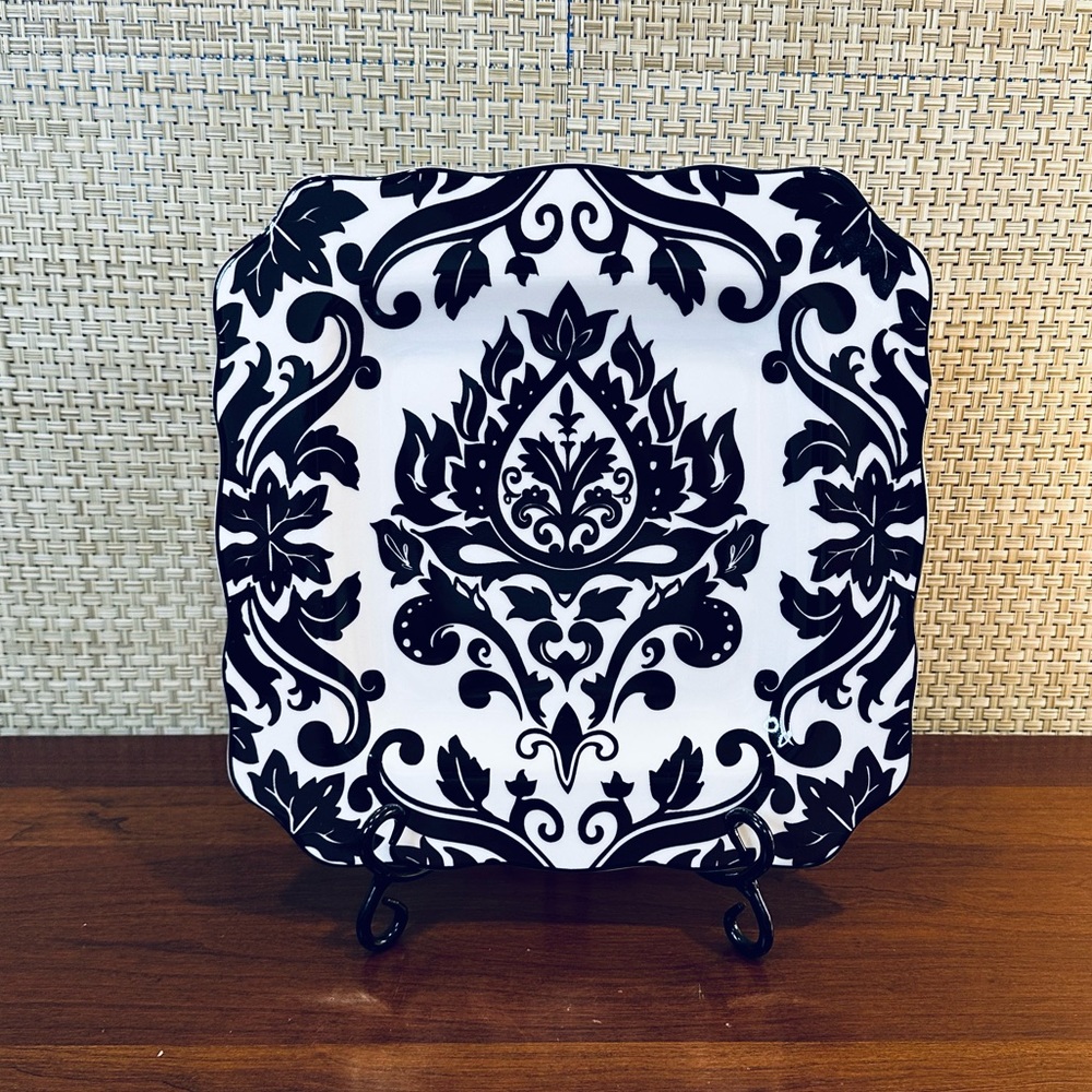 🌟3xHP🌟Muse Damask Black & White Floral Print Porcelain Dish 11" by 222 Fifth